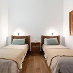 Casa America- Private Heated Pool- Sun & Solarium Experience בית נופש Fasnia