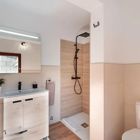 Casa America- Private Heated Pool- Sun & Solarium Experience Σπίτι διακοπών *